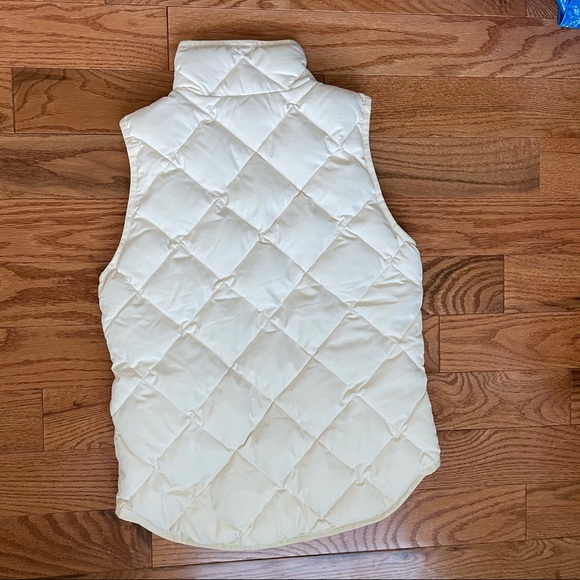 J. Crew Puffy Quilted Vest - Picture 3 of 5